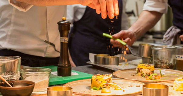 Cottages with Private Chefs