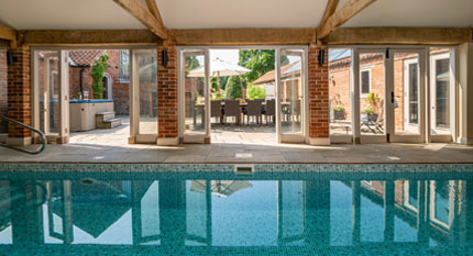 Vakantiehuis met bubbelbad en zwembad