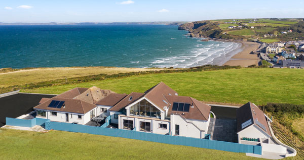 Coastal Cottages with Hot Tubs